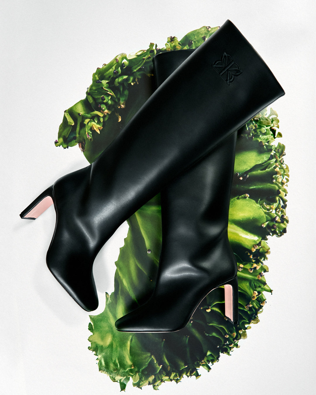 8.30AM CACTUS MOOD - black