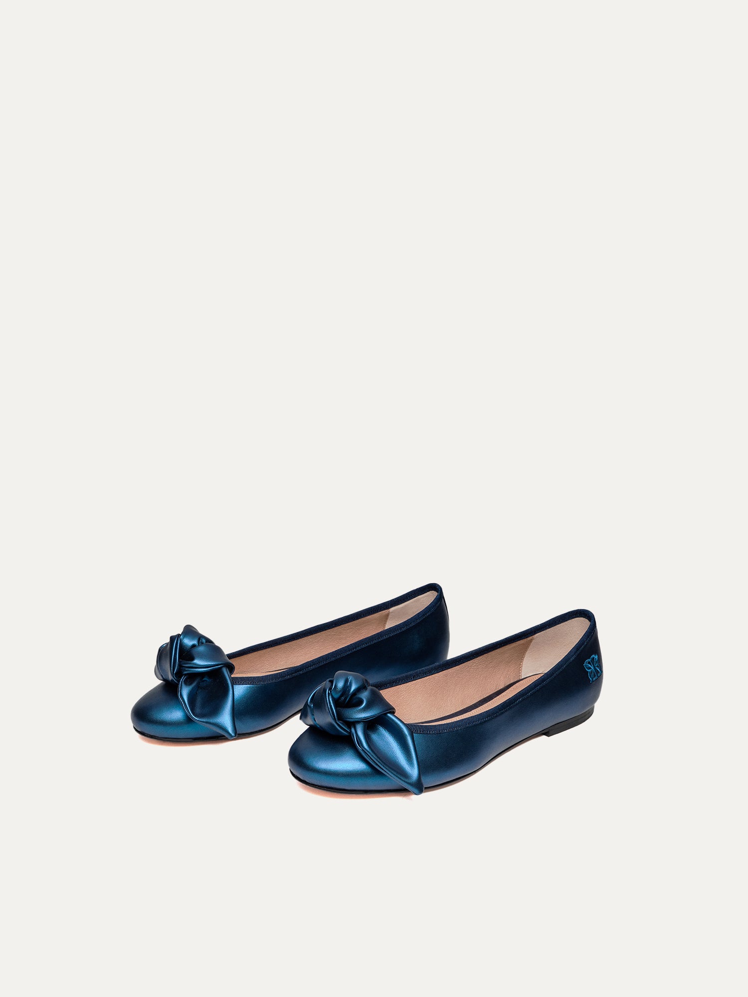 9:30AM HEARING IN COURT - electric blue
