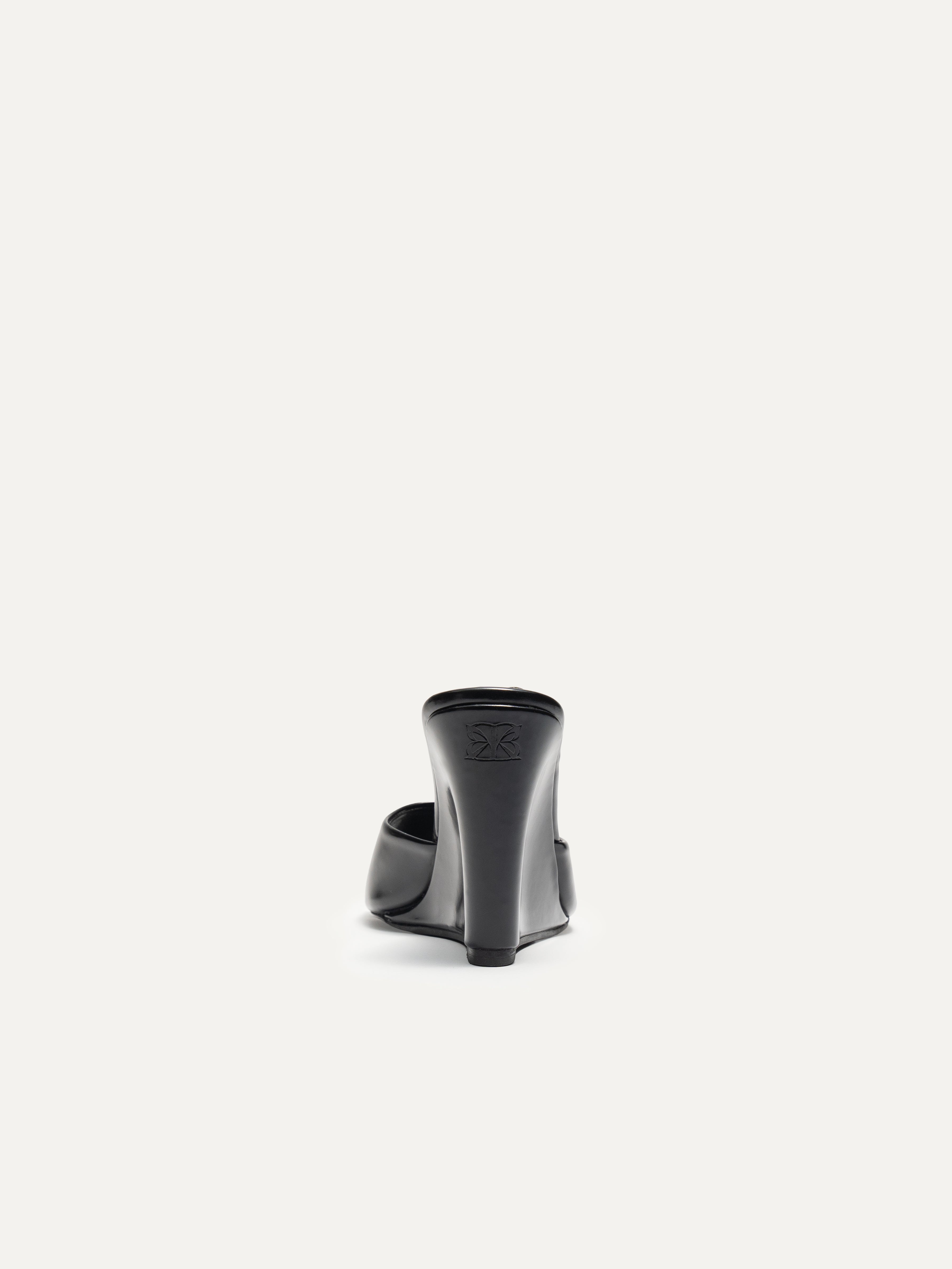 BIKKOU 1AM TOO PRETTY TO LEAVE BLACK vegan wedge heel back view2
