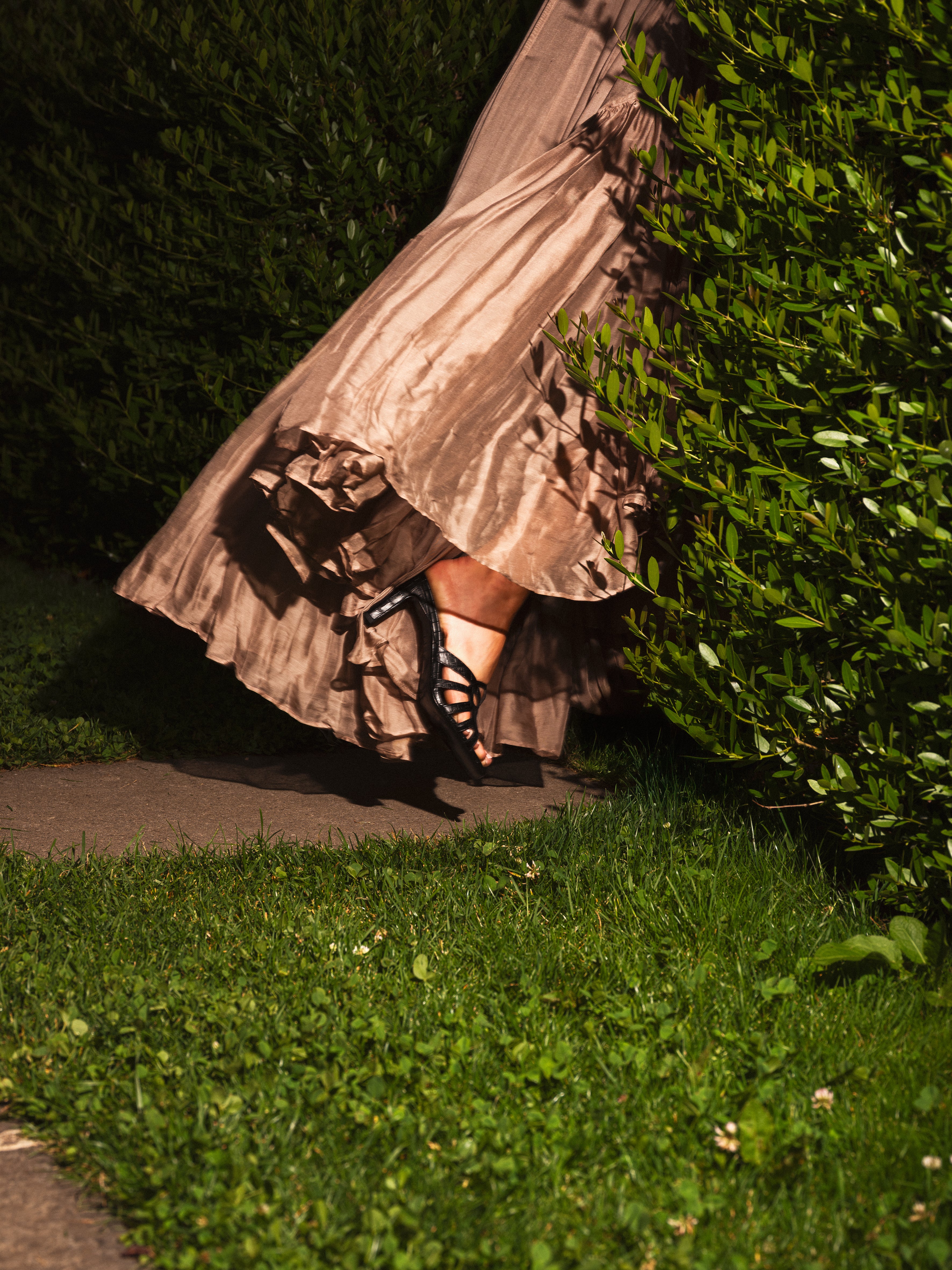 BIKKOU - 7:30PM GOLDEN HOUR BLACK croco on model