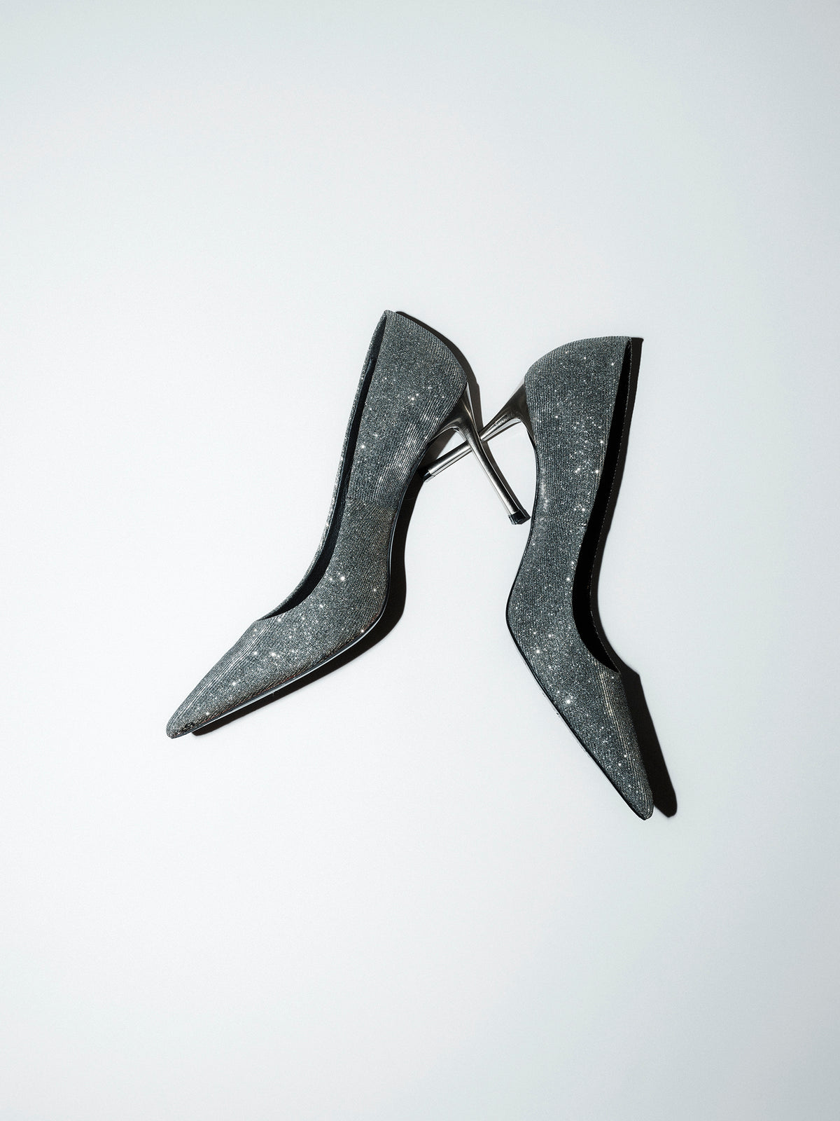 8 PM ROMANTIC DINNER - Silver Lurex